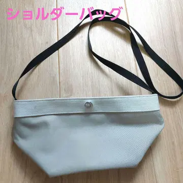 그레이 숄더백