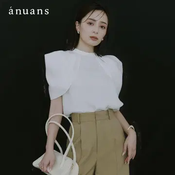 택 포함 미사용 새상품 anuans 형태 숄더 블라우스 화이트