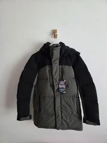 X Shelter GIGA PUFF 다운 자켓