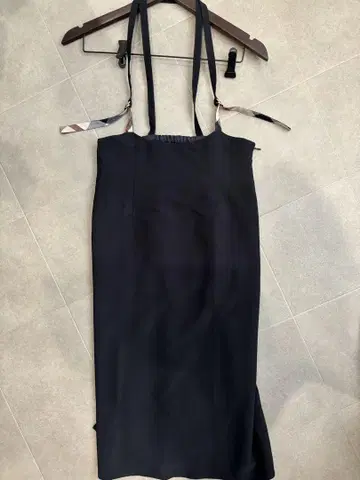 BLUE LABEL 블랙 스트랩 스커트 36
