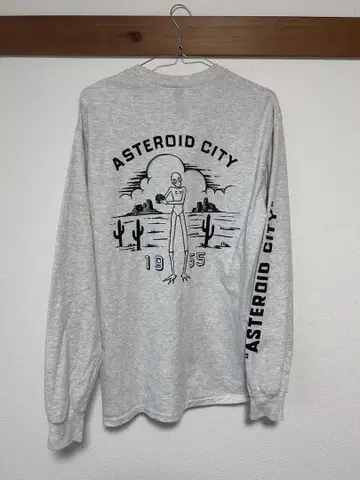 [ 미사용 택 포함 ] ASTEROID CITY 긴팔 티셔츠 M 사이즈