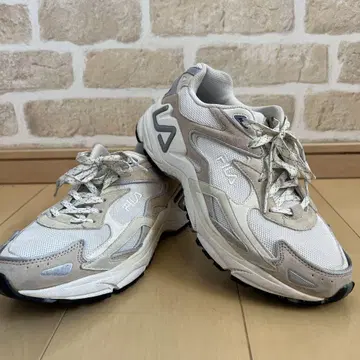 FILA 스니커즈 화이트 그레이
