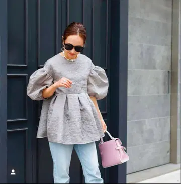 새상품급 Silky jacquard biouse 블라우스 그레이 프리