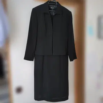 새상품급 MENOD 일본제 블랙 포멀 2세트 9호 상복