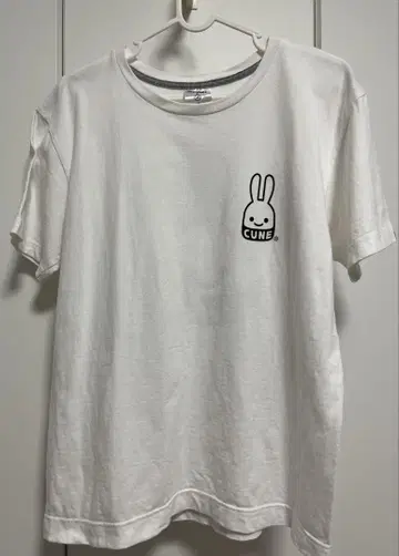 CUNE M 화이트 셔츠