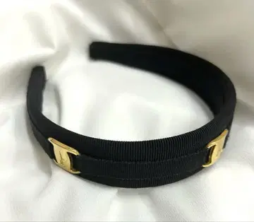 컨디션 최상 페라가모 머리띠 브랜드 머리띠 Ferragamo