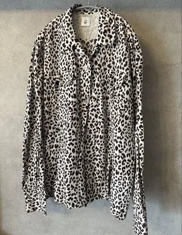 로쿠 뷰티 앤 유스 LEOPARD PRINT SHIRT 셔츠