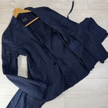 [새상품급] BLUEWORK 투모로우랜드 셋업 셰어 XS