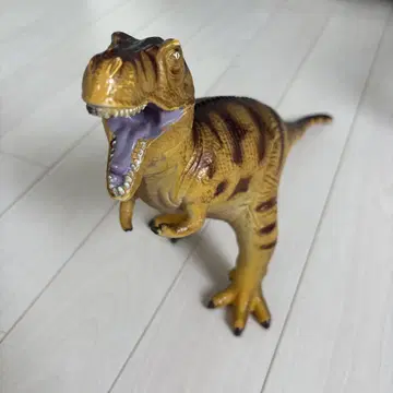 티라노사우루스 모형 골드 컬러 약 30cm