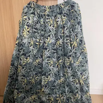 SLOBE iENA 잎 패턴 허리밴딩 롱 스커트