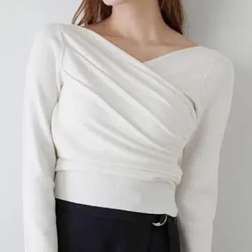 [ 새상품급 ] SNIDEL 스나이델 카슈쿨 니트 풀오버 IVR