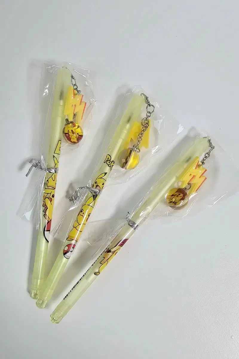 Pokemon Pikachu Marble Keyring Gel Pen 0.5