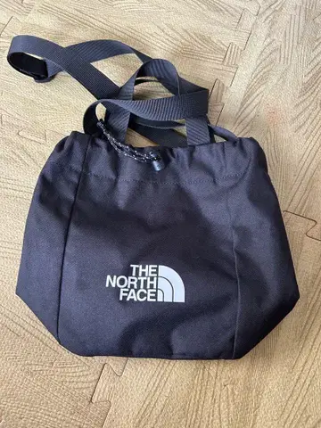 THE NORTH FACE 블랙 숄더백