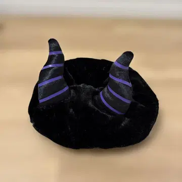 디즈니랜드 말레피센트 뿔 달린 모자 58cm