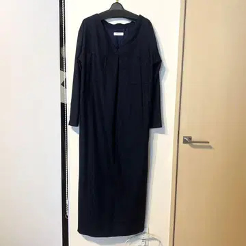 spick&span v넥 롱 원피스 울 네이비 스트라이프
