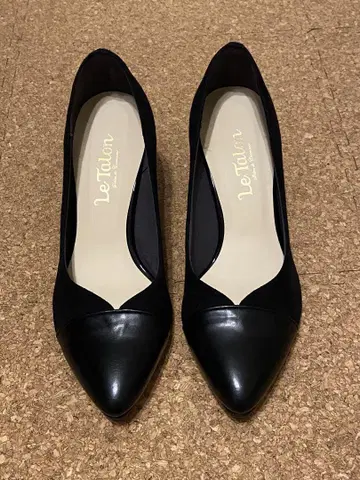 새상품급 Le Talon 탈론 스틸레토 V컷 23.5cm 블랙