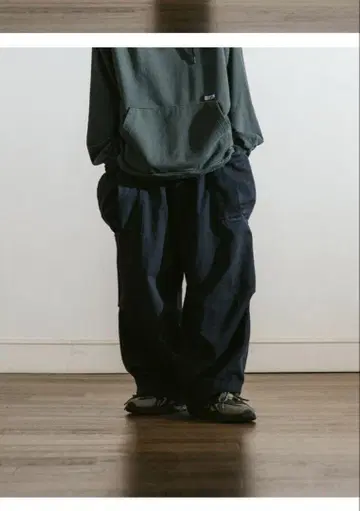 [AG] Jungle Cargo Balloon Pants - Navy