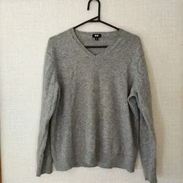 [유니클로] 캐시미어 V넥 스웨터 그레이 009