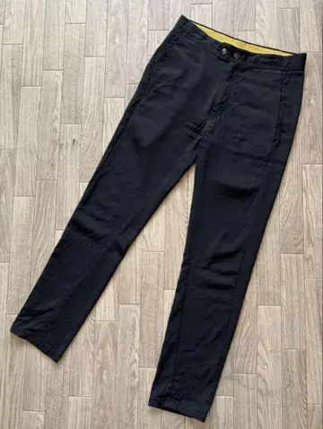 ANN DEMEULEMEESTER 블랙 슬랙스 XS