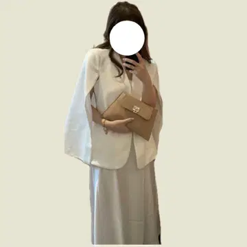 베이지 플랩 클러치백