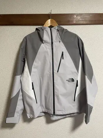 [ 새상품 ] THE NORTH FACE 마운틴 후드티 그레이/화이트