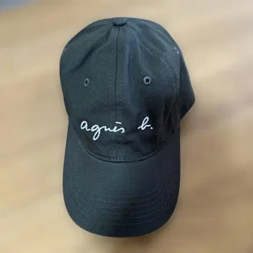 agnis b. 카키색 야구 모자