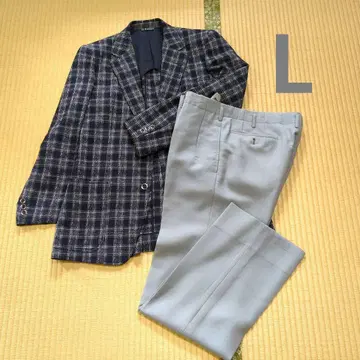 L 사이즈 체크 무늬 자켓과 팬츠 세트