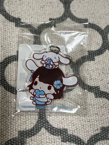 츠지노 카나미 시나몬