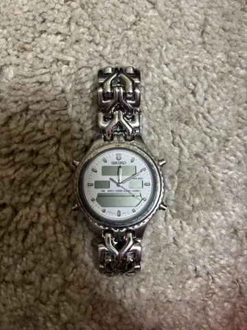 SEIKO 아날로그 시계 실버