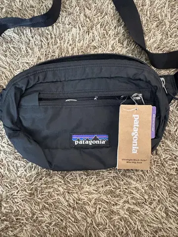 patagonia 숄더백 블랙