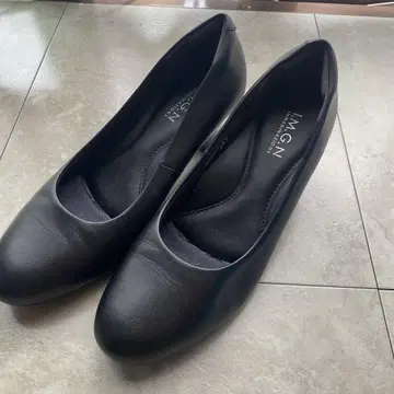 블랙 펌프스 23.5cm 4E