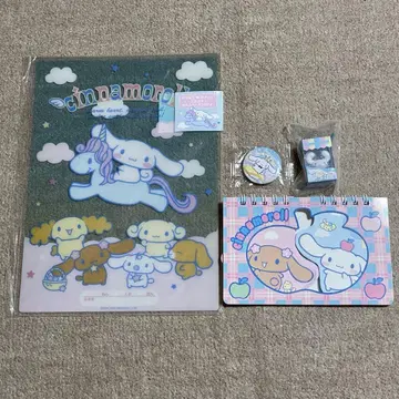 산리오 시나몬 롤 굿즈 책받침 키링 캔뱃지 메모장