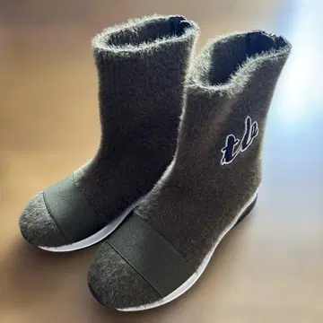 올리브 그린 숏부츠
