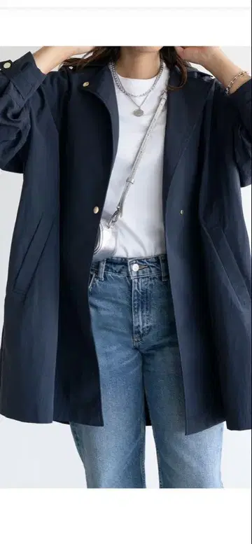 I NEED MORE SHOES 나일론 A라인 코트