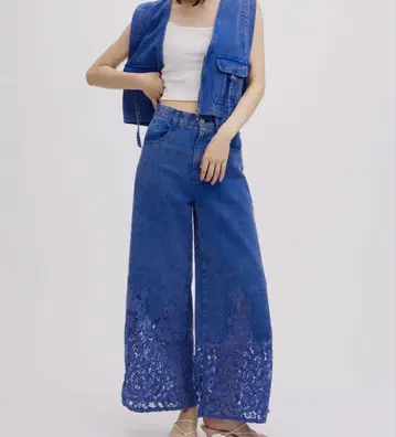 LACE DOCKING FADE DENIM PANTS