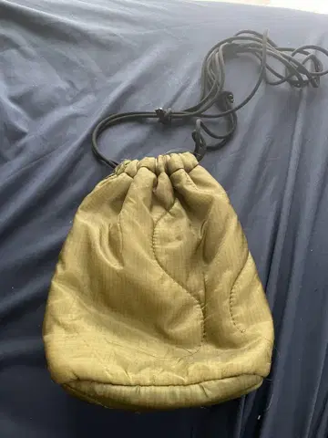 THRIFTY LOOK / QUILT EFFECT BAG S