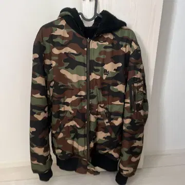 29.30.31 한정판 로데오 크라운 카모플라쥬 라이닝 중 보아 점퍼