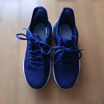네이비 메쉬 스니커즈