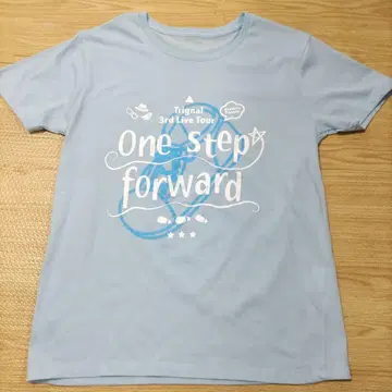 Trignal 라이브 셔츠 one.step forward