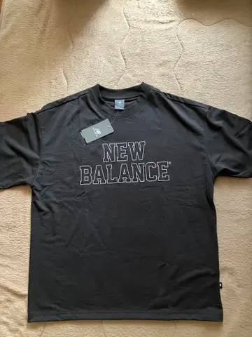 새상품 미사용 New Balance 오버 사이즈 T셔츠 XL