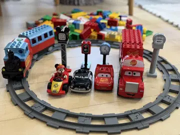 레고 기차, LEGO 자동차 캐릭터 세트