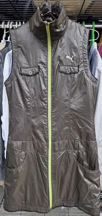 Puma 브라운 다운 베스트 골프 슬리브리스