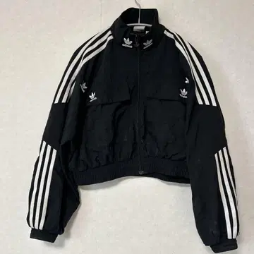 adidas 크롭 나일론 자켓