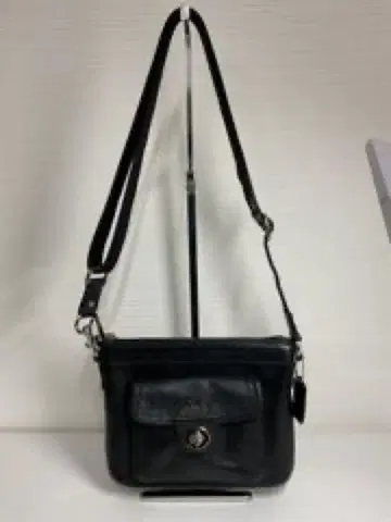 블랙 가죽 숄더백