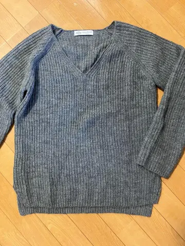 B:MING LIFE STORE 그레이 V넥 스웨터