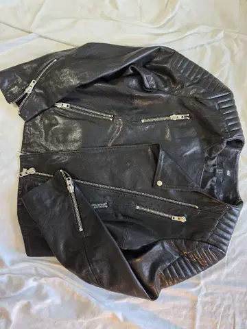 H&M 블랙 가죽 자켓 EUR 40