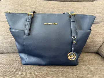 MICHAEL KORS 네이비 토트백