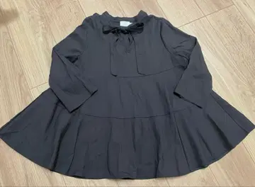 새상품급 yori 타이 칼라 블라우스 리본 블랙 페플럼 플레어