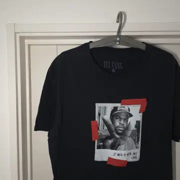 새상품급 ICE CUBE 블랙 T셔츠