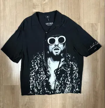 H&M 커트 코베인 레이온 셔츠 Nirvana 완판템